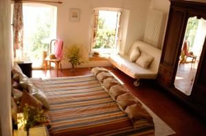 Rose bianche suite room - Cascina rosa b&b, bed and breakfast in Monferrato